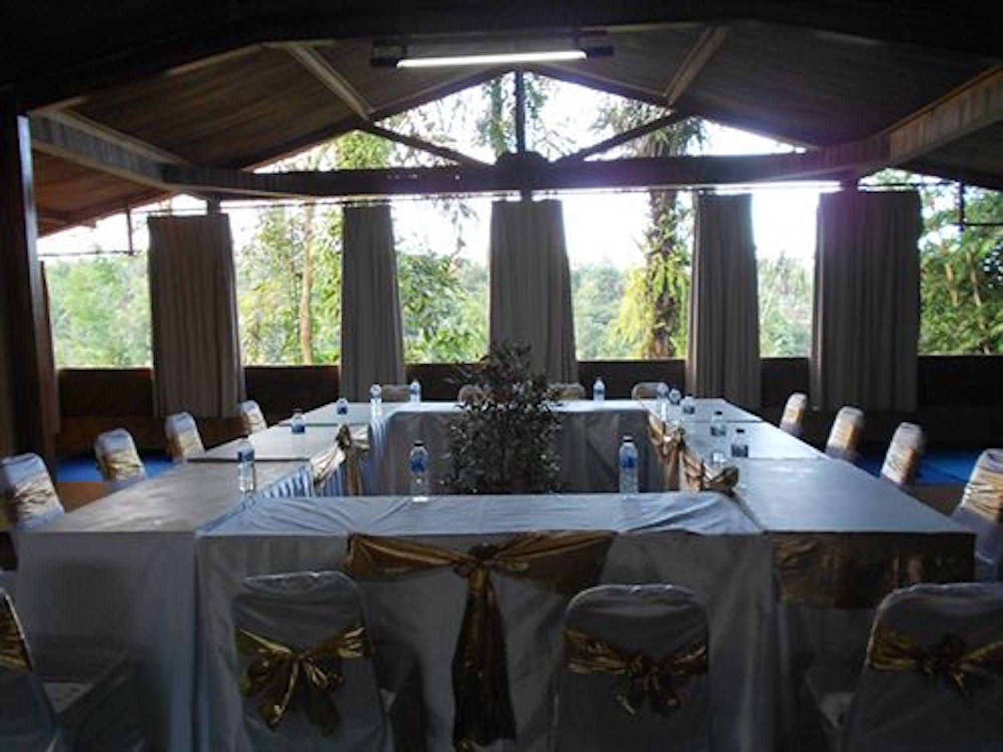 The Aura Shanti Retreat Baturiti Exterior foto